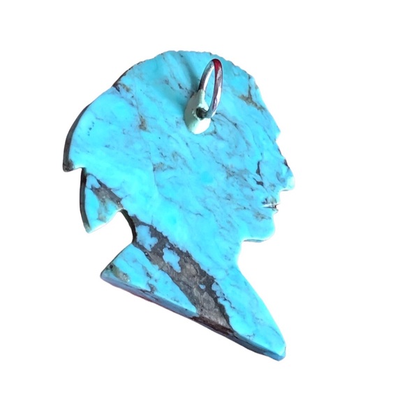 Vintage Hand-Carved Turquoise Pendant – Native American Chief Profile - Picture 3 of 3